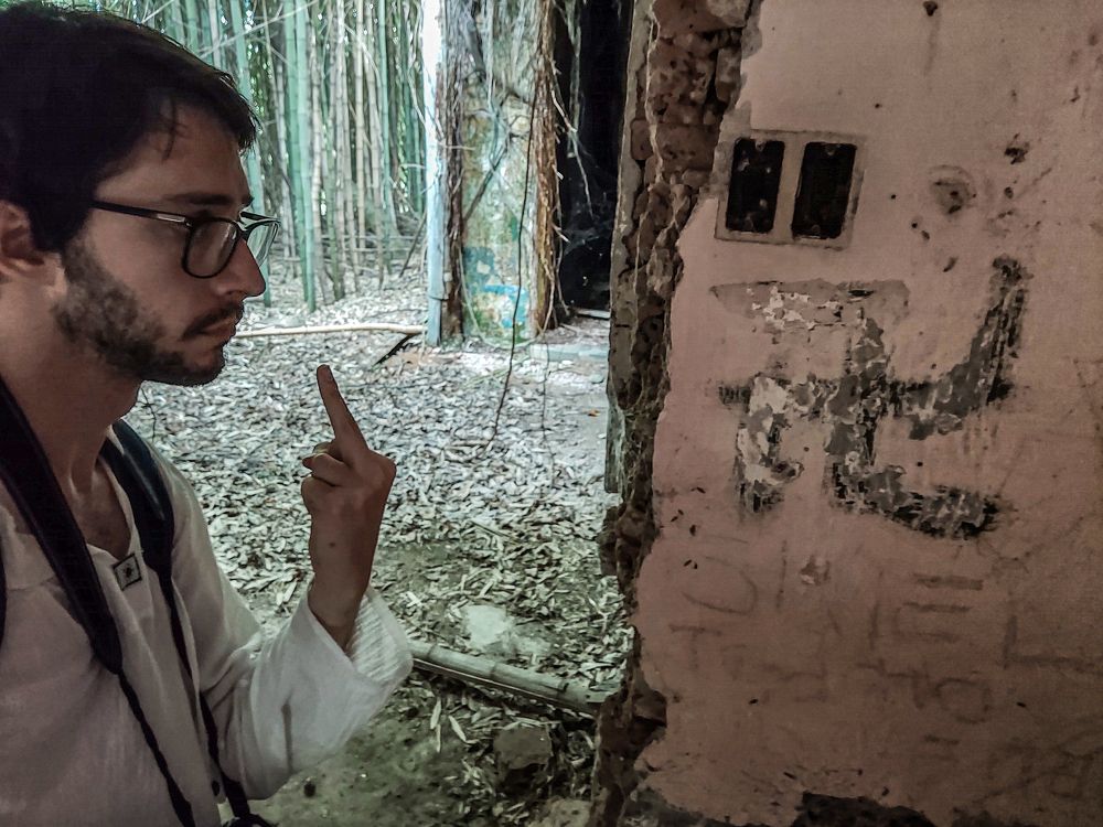 Photograph by Ivan Schaievitch