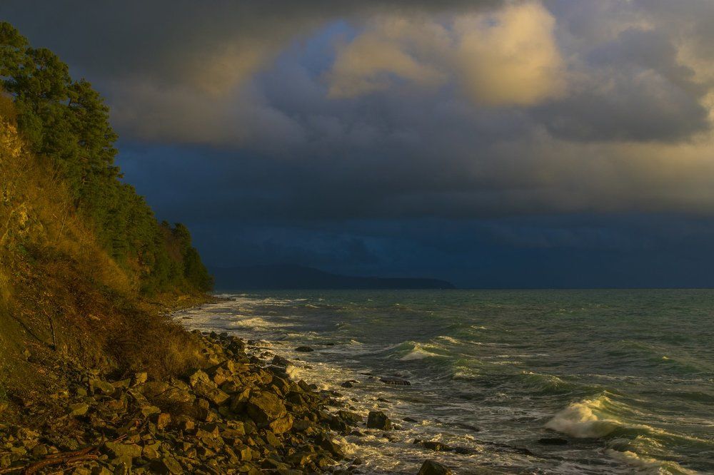 У Черноморья...