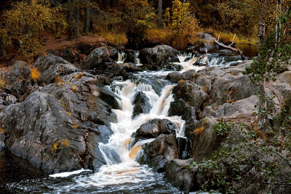 Рускеальский водопад.