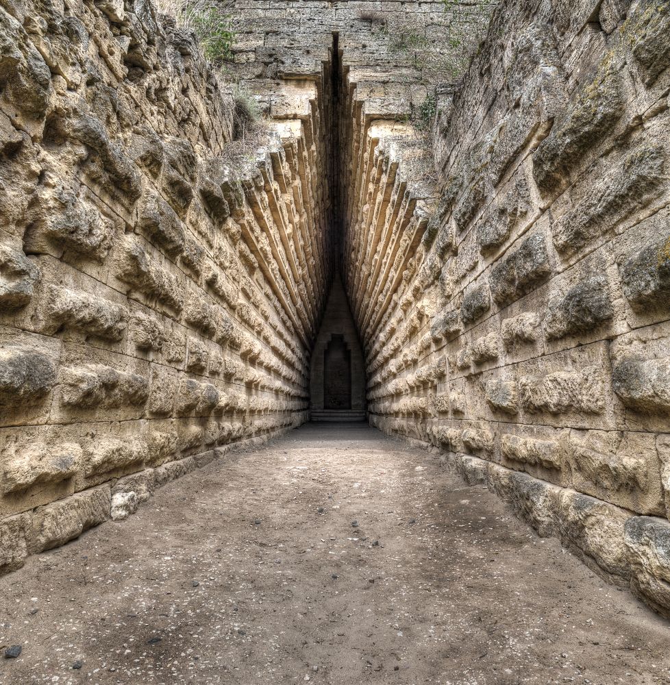 Царский курган.