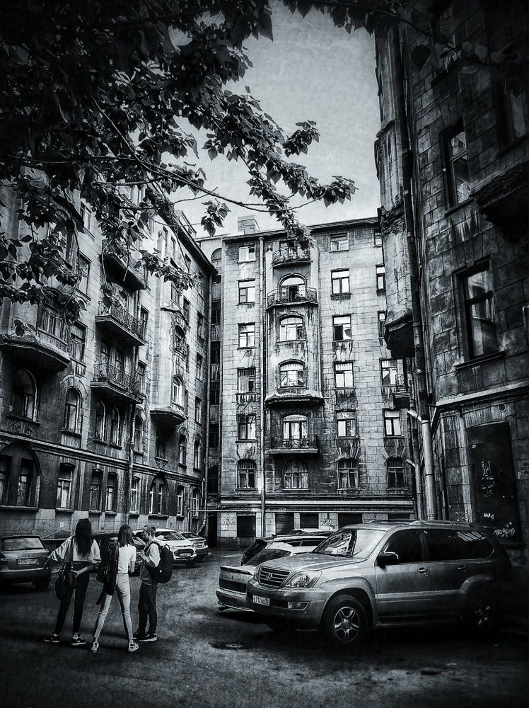 Фотография автора Julie Mishka