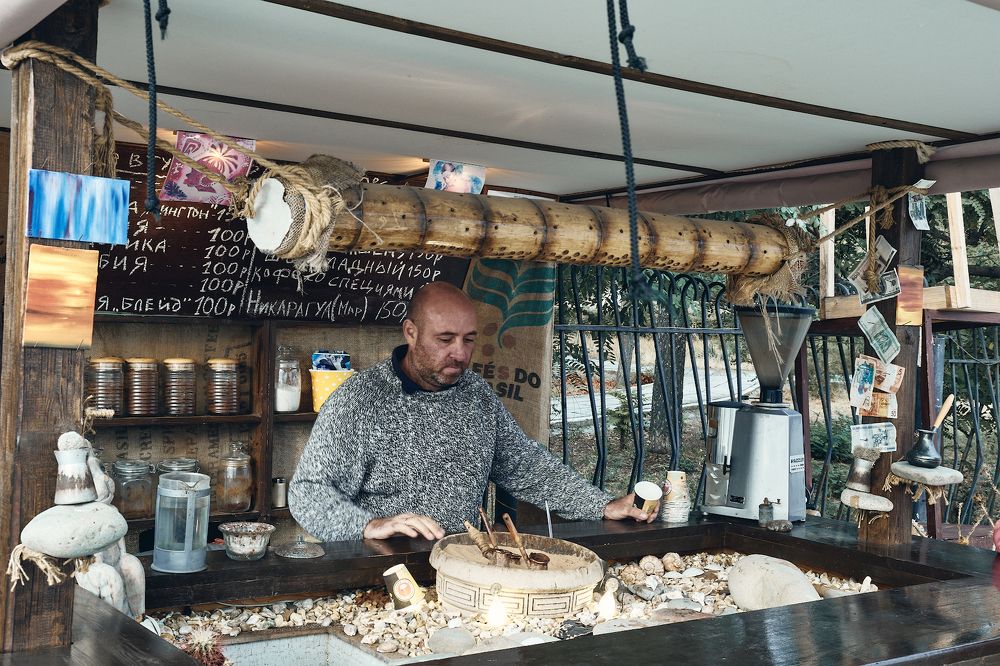 Фотография автора Антон Михайлов