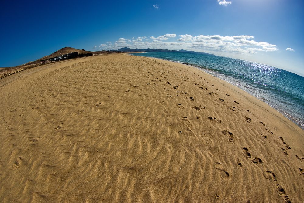 Мы крутим земной шар