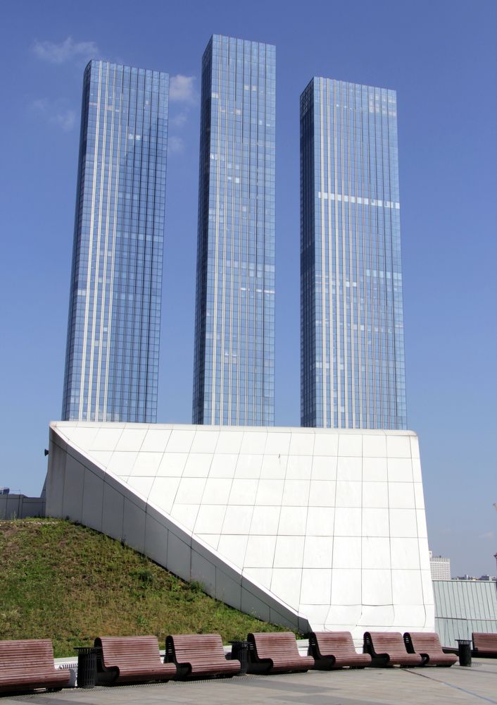 Памятник архитектурной бездарности.