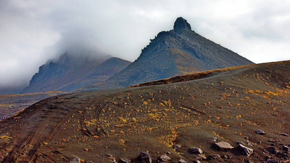 Следы на вулкане.