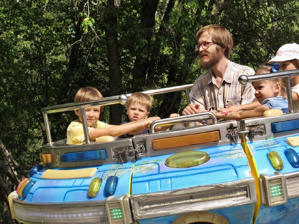 На аттракционе