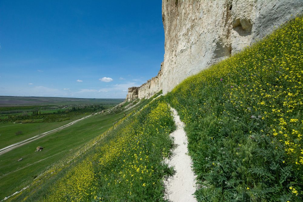 Photograph by Alex Kov