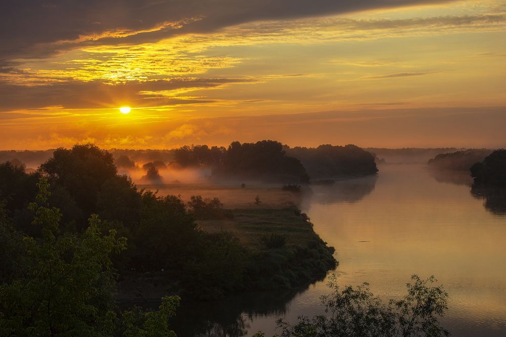 Photograph by Leanid Kulpo