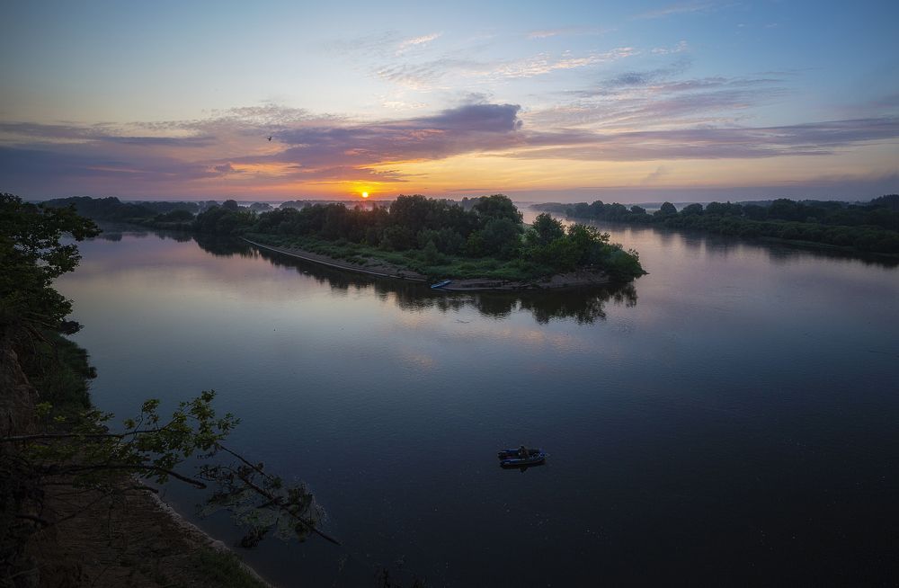 Photograph by Leanid Kulpo