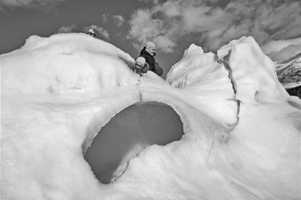 Ледяная фигура созданная природой.