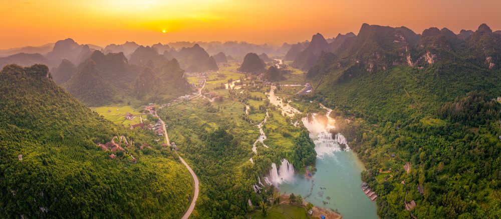 Photograph by Vu Khoa Nguyen Khanh