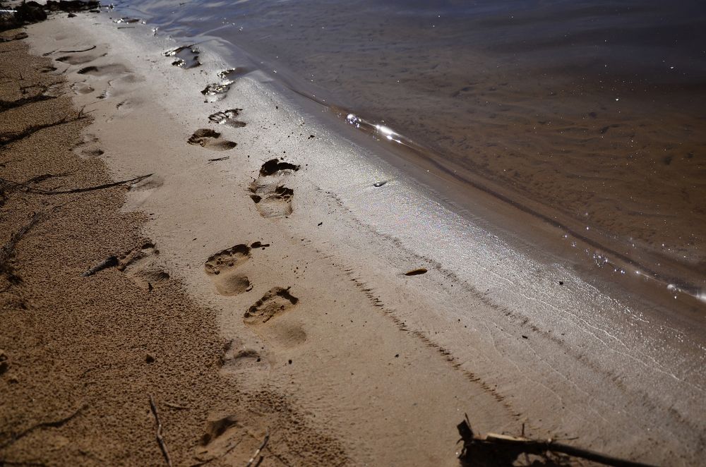 Незнакомец.