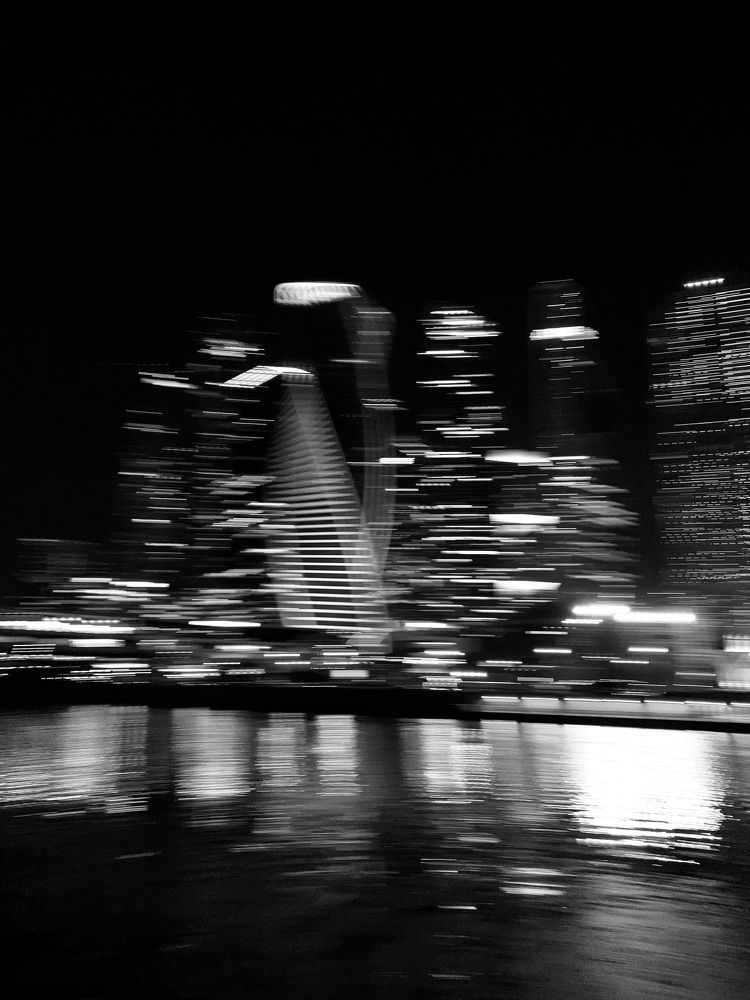 Чёрная ночь мегаполиса