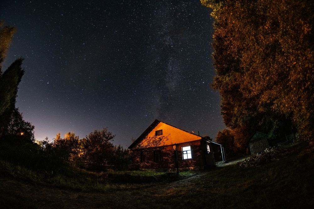 Photograph by Ivan Kakhanchik