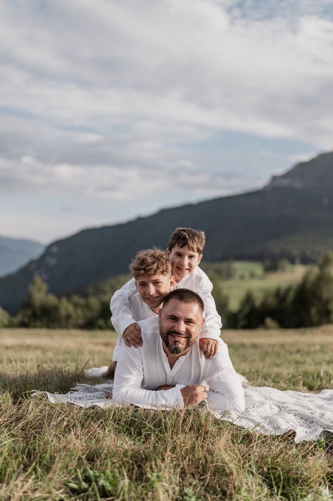 Photograph by Cristina Perciuleac