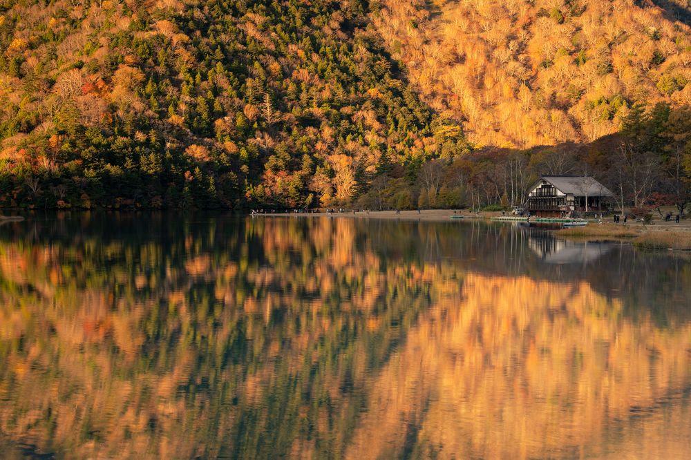 Photograph by LE HUY HUNG