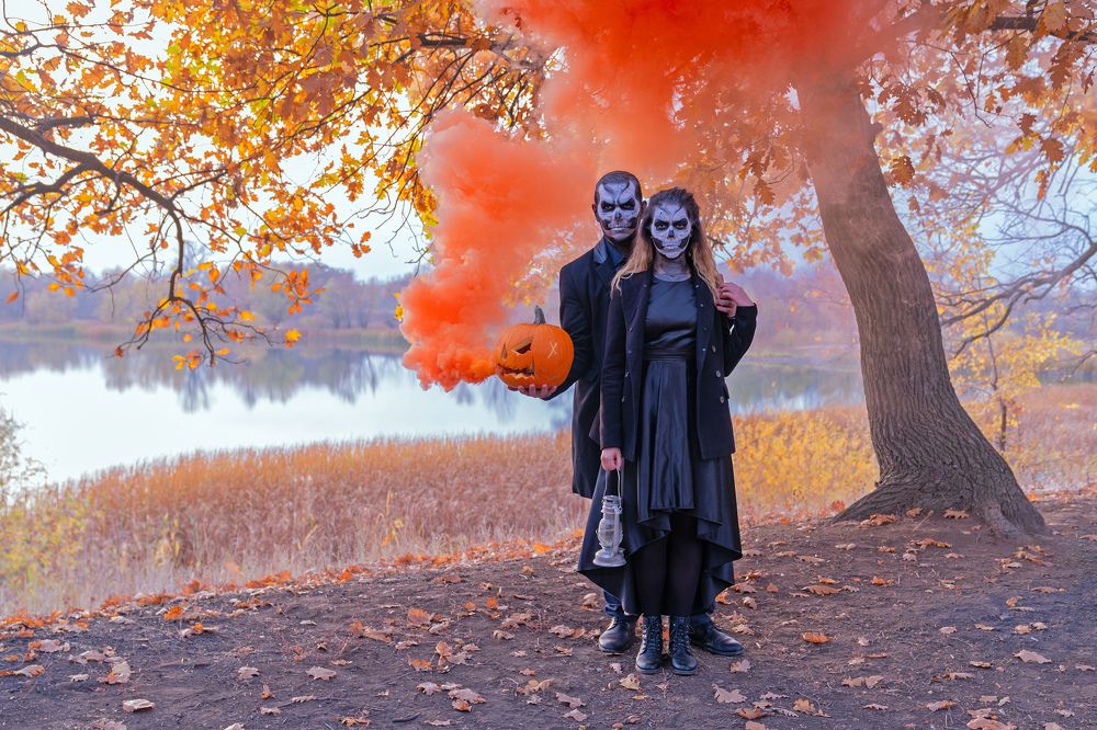 Пристально