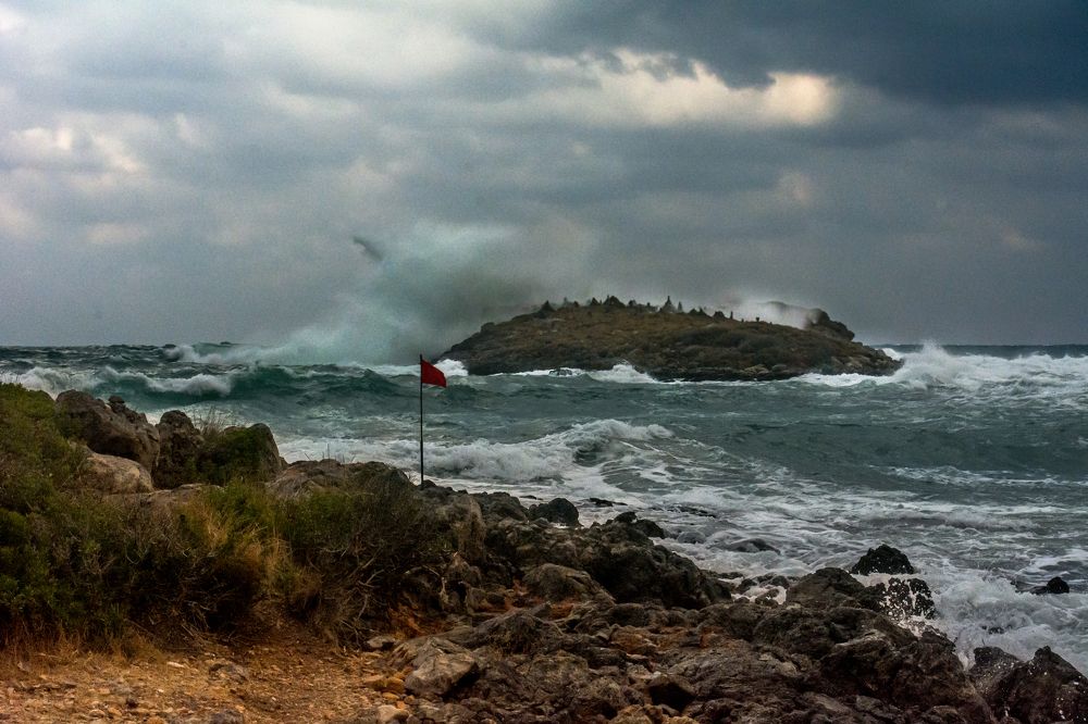 Штормовое предупреждение