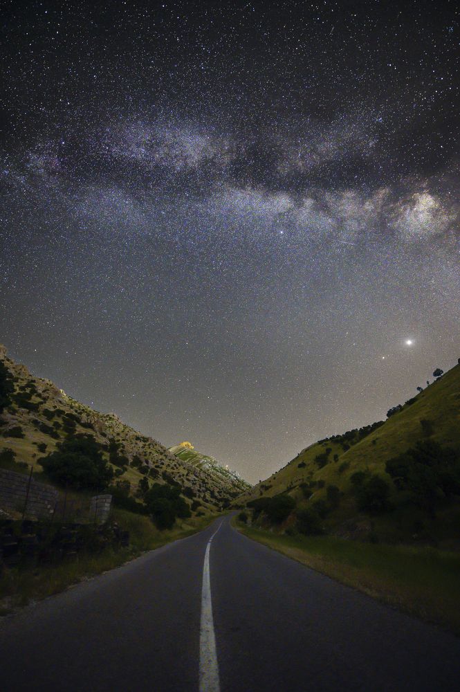 Photograph by rawezh