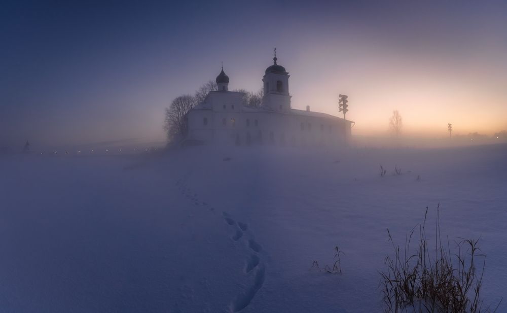 Photograph by Roman Dmitriev