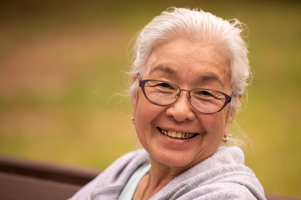 Женщина прекрасна в любом возрасте, если она улыбается!