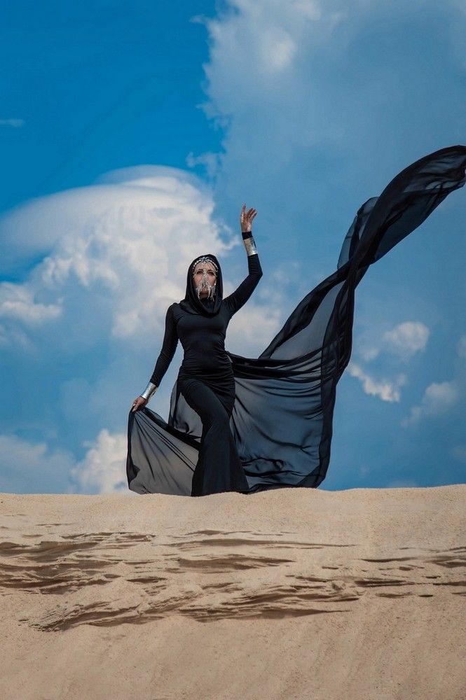 Photograph by Alexandre Dpari