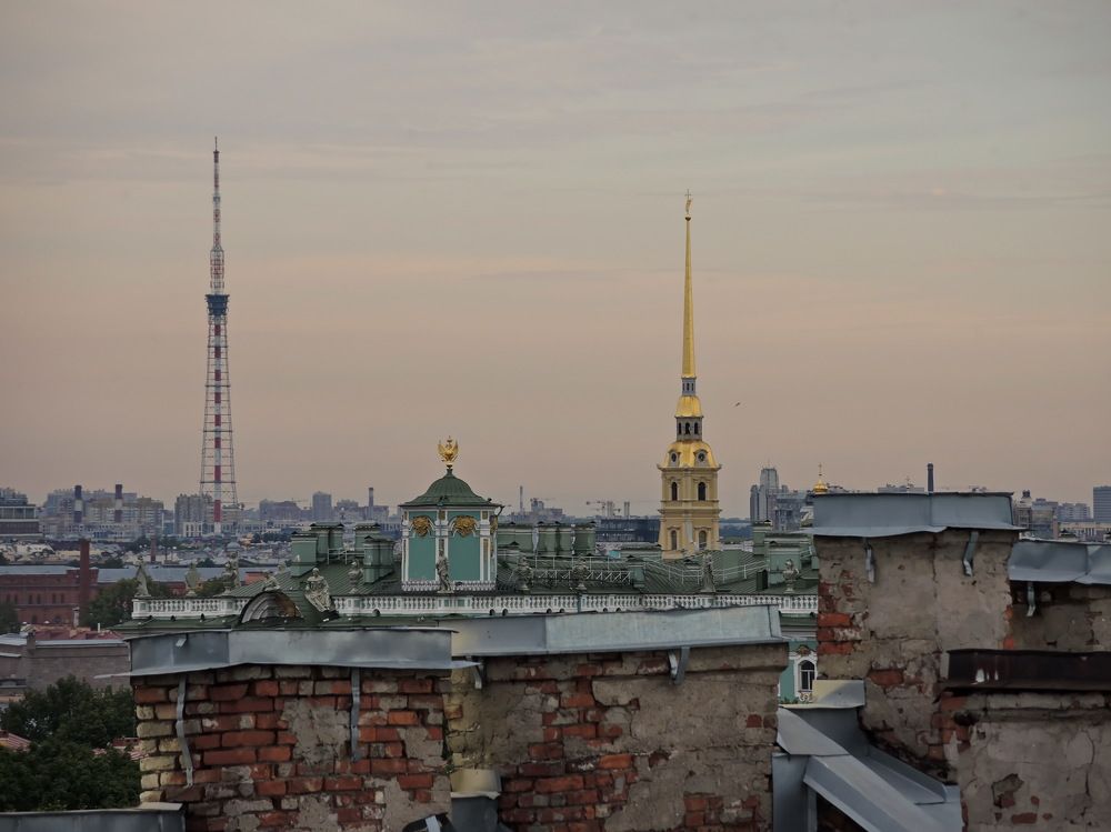 Крыши Петербурга