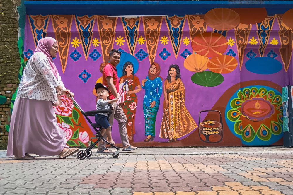 Happy family happy country