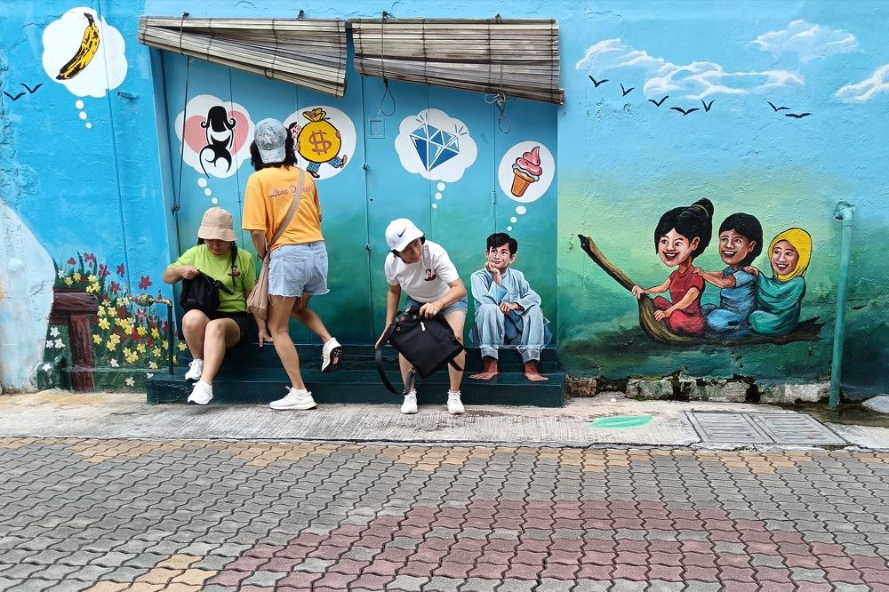 Chestnuts are beautiful.