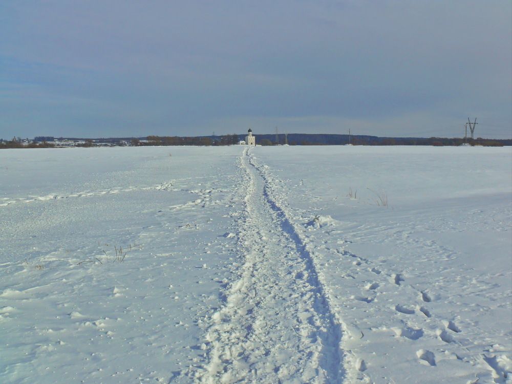 Дорога к храму.