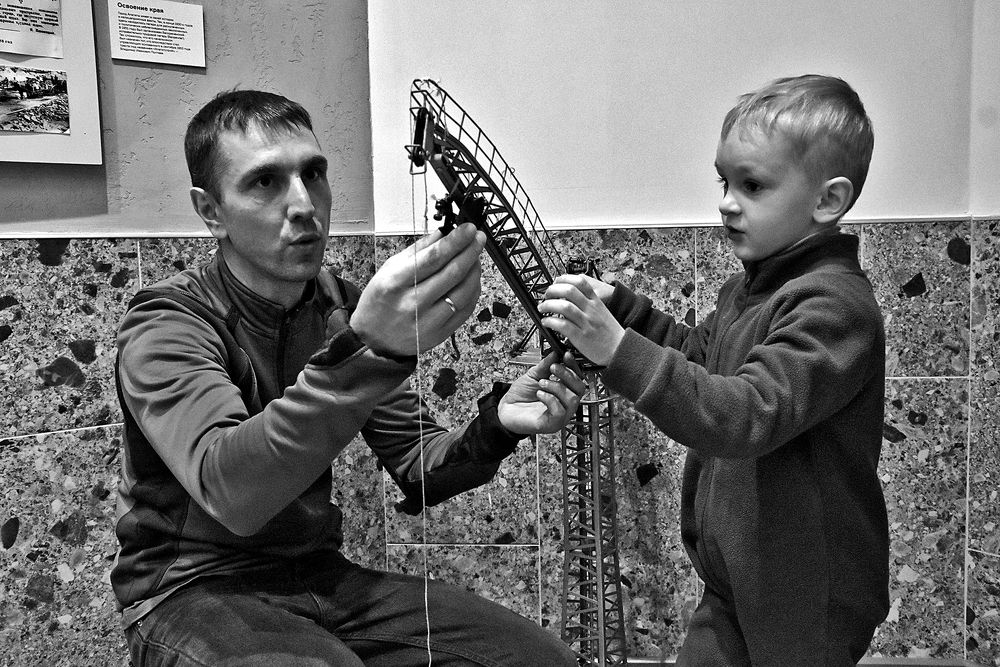 Папа научит