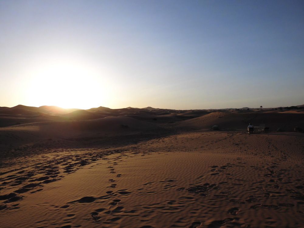 Белое солнце пустыни