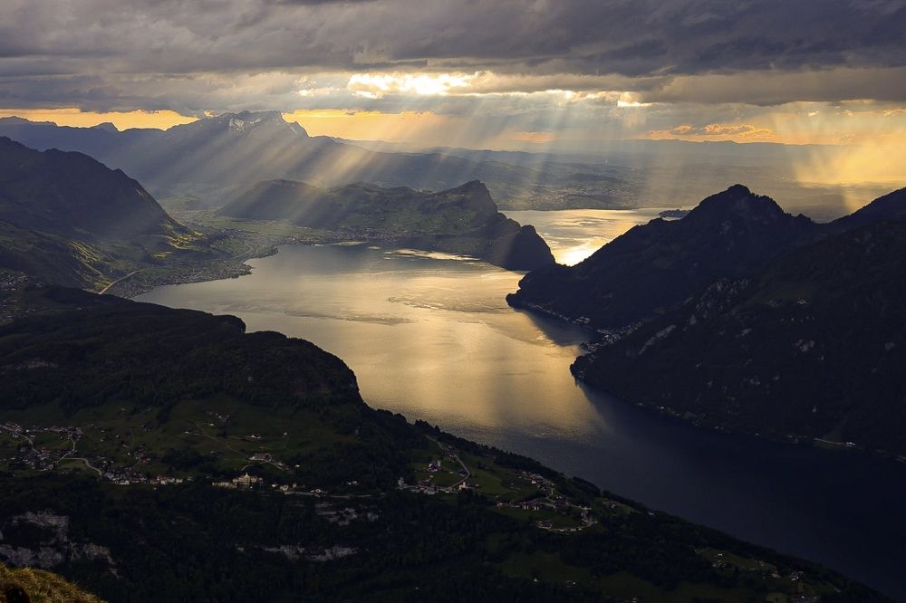 Солнечные лучи