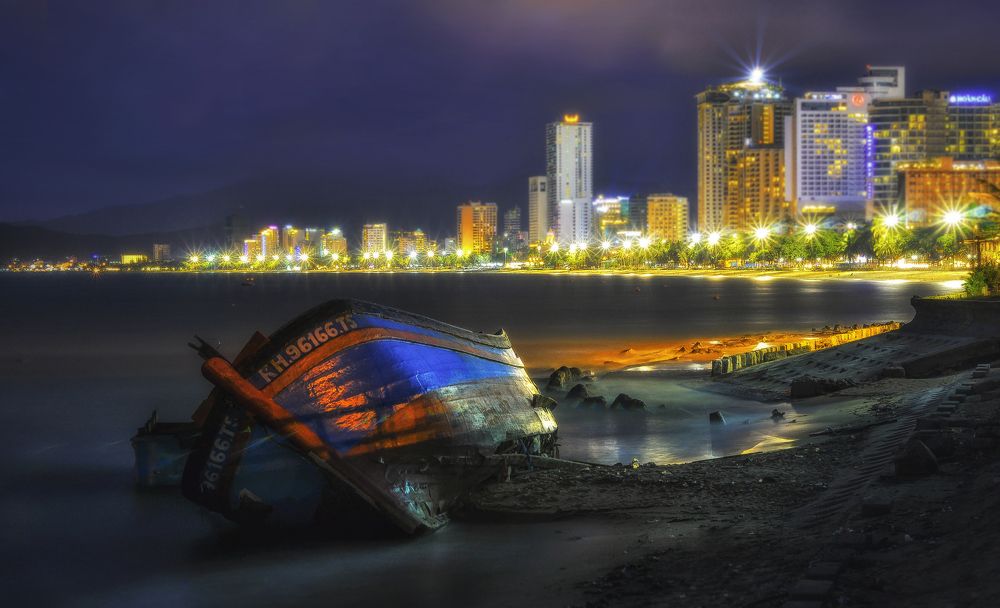 Photograph by Tran Khoa