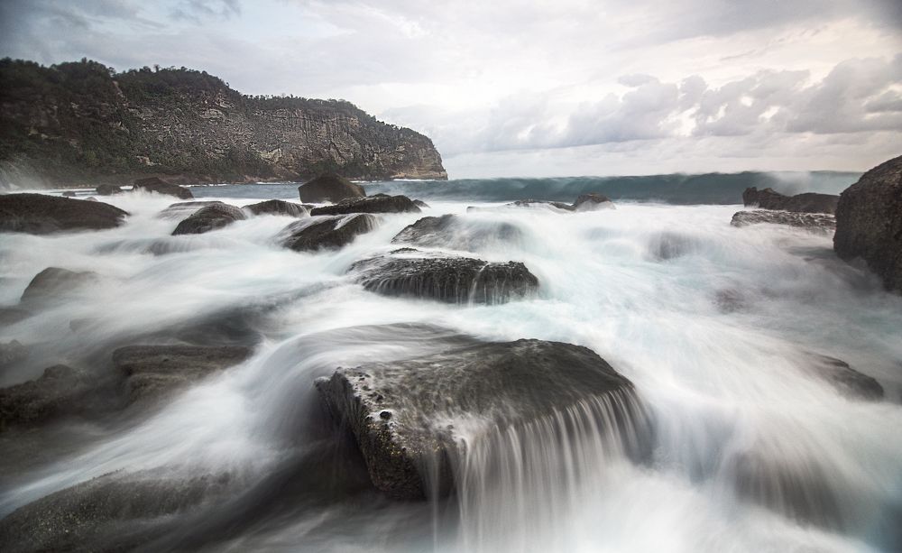 Photograph by Pratiwanjono Ambrosius