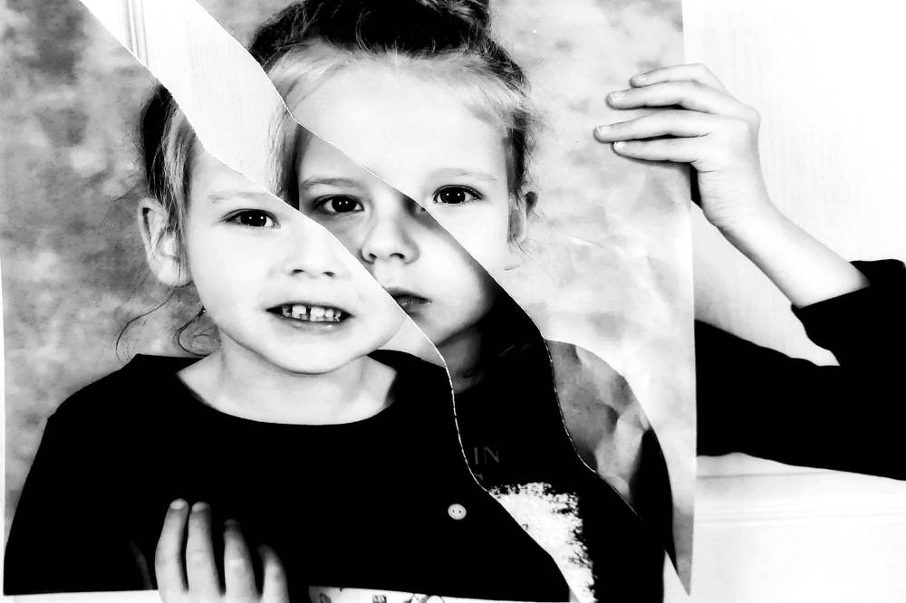 Photograph by DAN CIUPUREANU