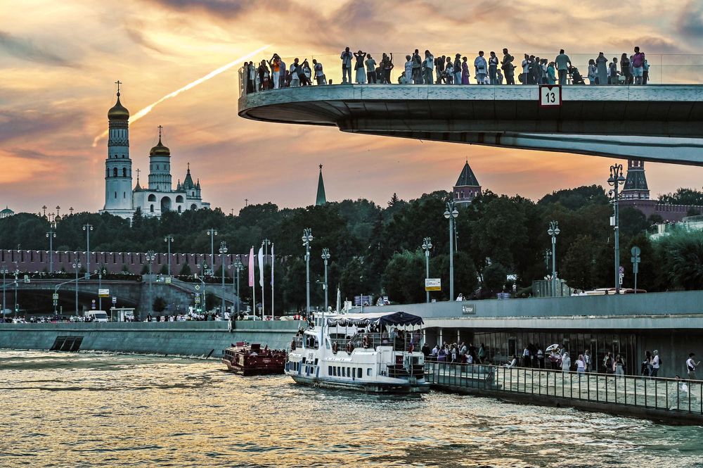 Парк Зарядье на закате