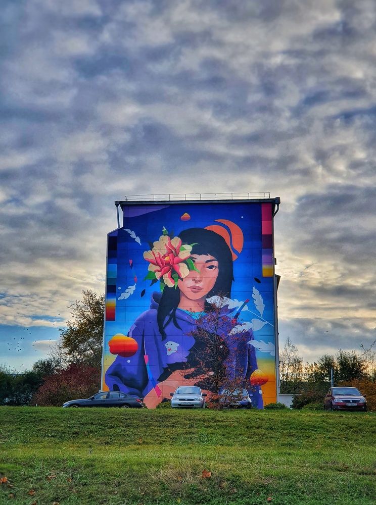 Яркие краски среди осени