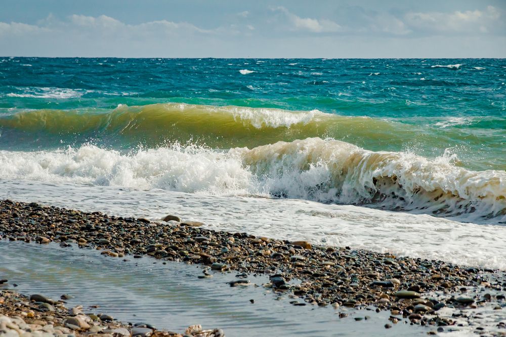 Волны Черного моря