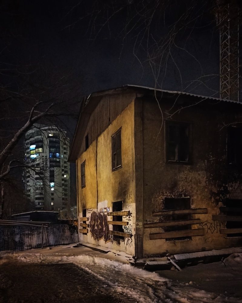 Photograph by Elena Bogomolova