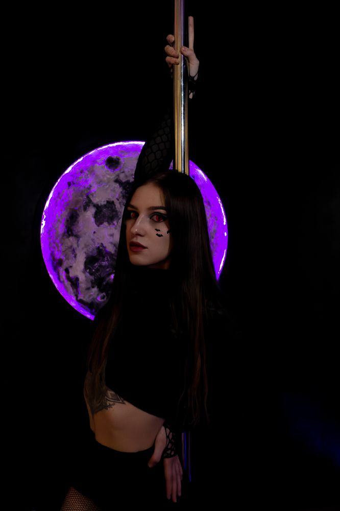 Photograph by Anton Hantov