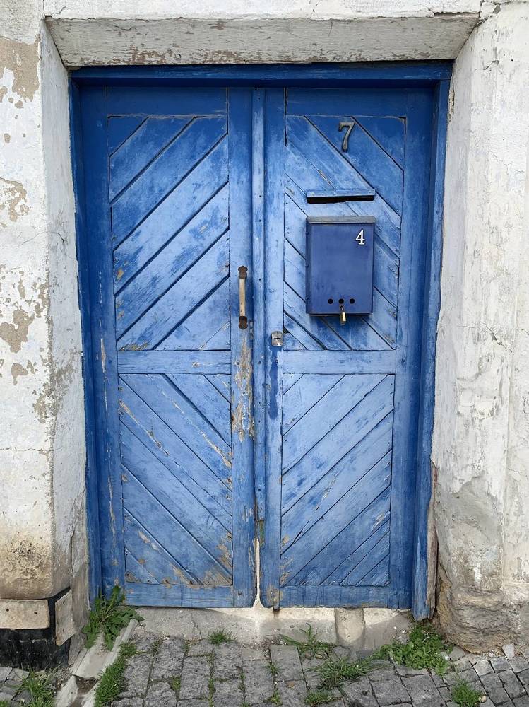 The door to the past