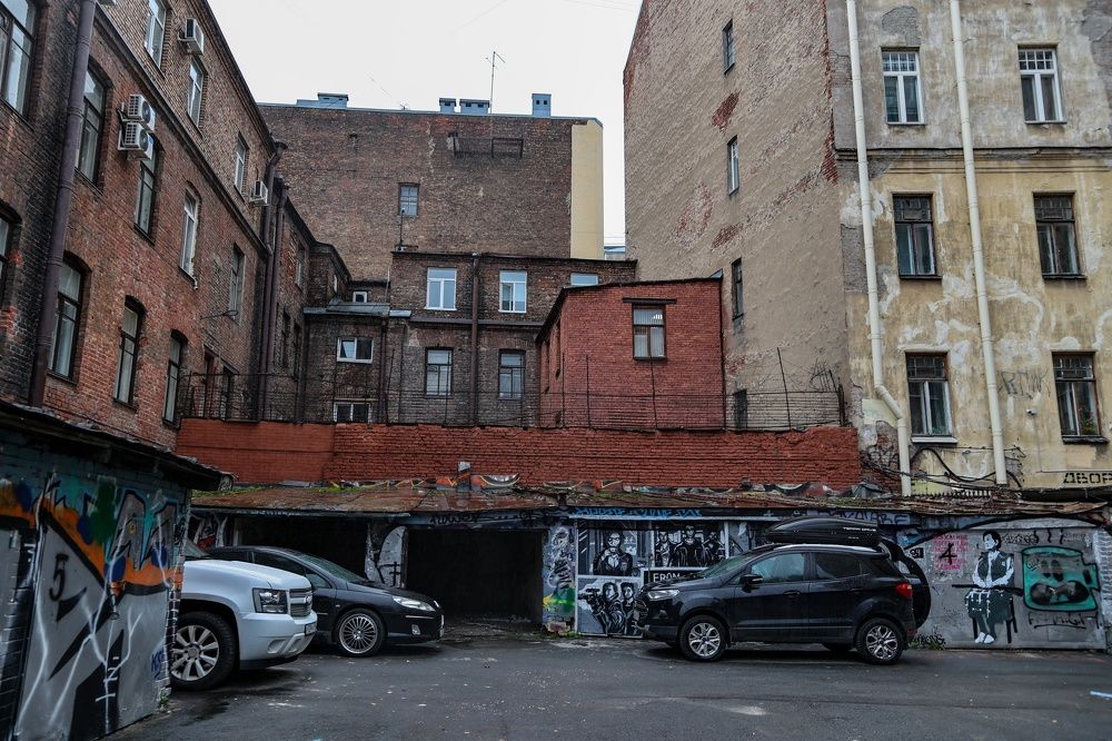 Фотография автора ОЛЬГА БУЛЫЧЕВА