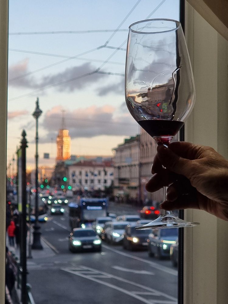 Фотография автора ОЛЬГА БУЛЫЧЕВА