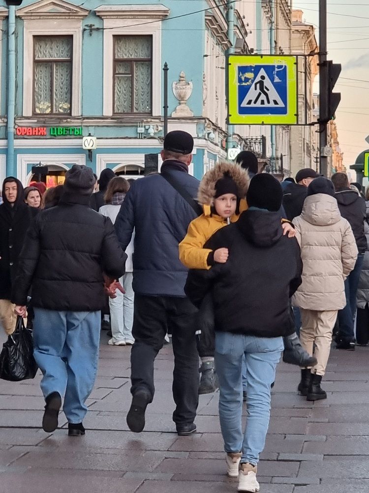 Фотография автора ОЛЬГА БУЛЫЧЕВА