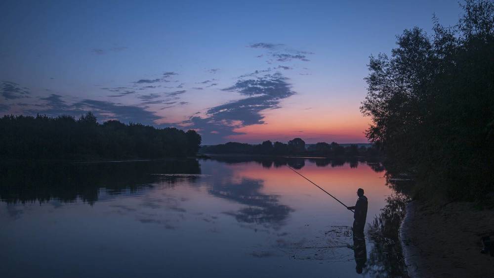 Восход над рекой