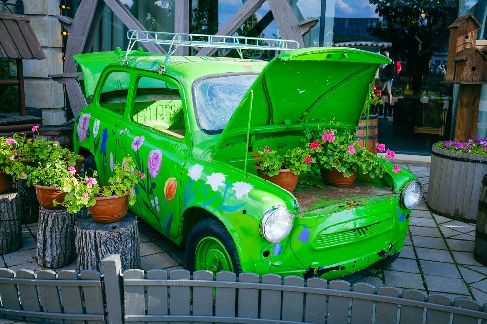 Клумбомобиль