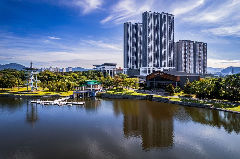 The Beautiful View of Kuala Lumpur Metropolitan Lake Park