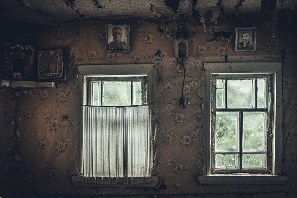 Окна покинутых домов