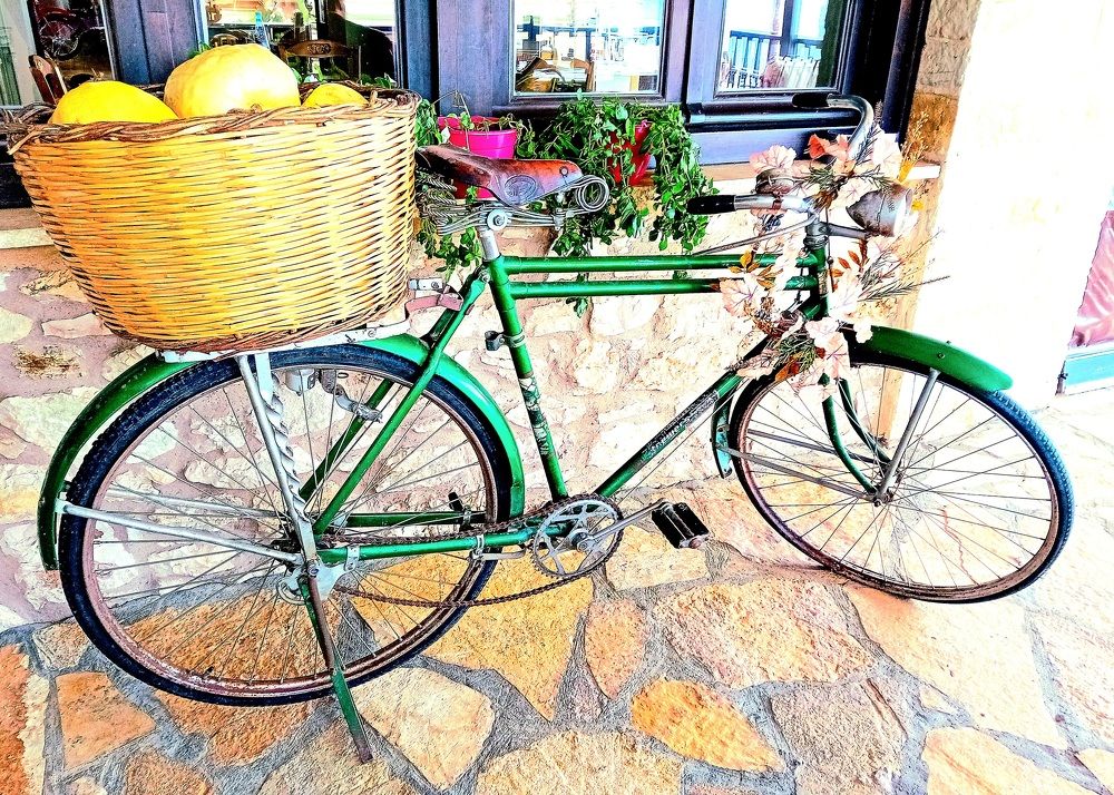 The green bicycle